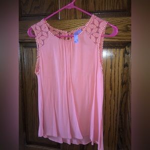 Size small peach top